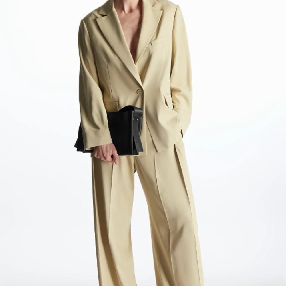 COS 100% Silk Oversized Blazer | Cream | Size 4